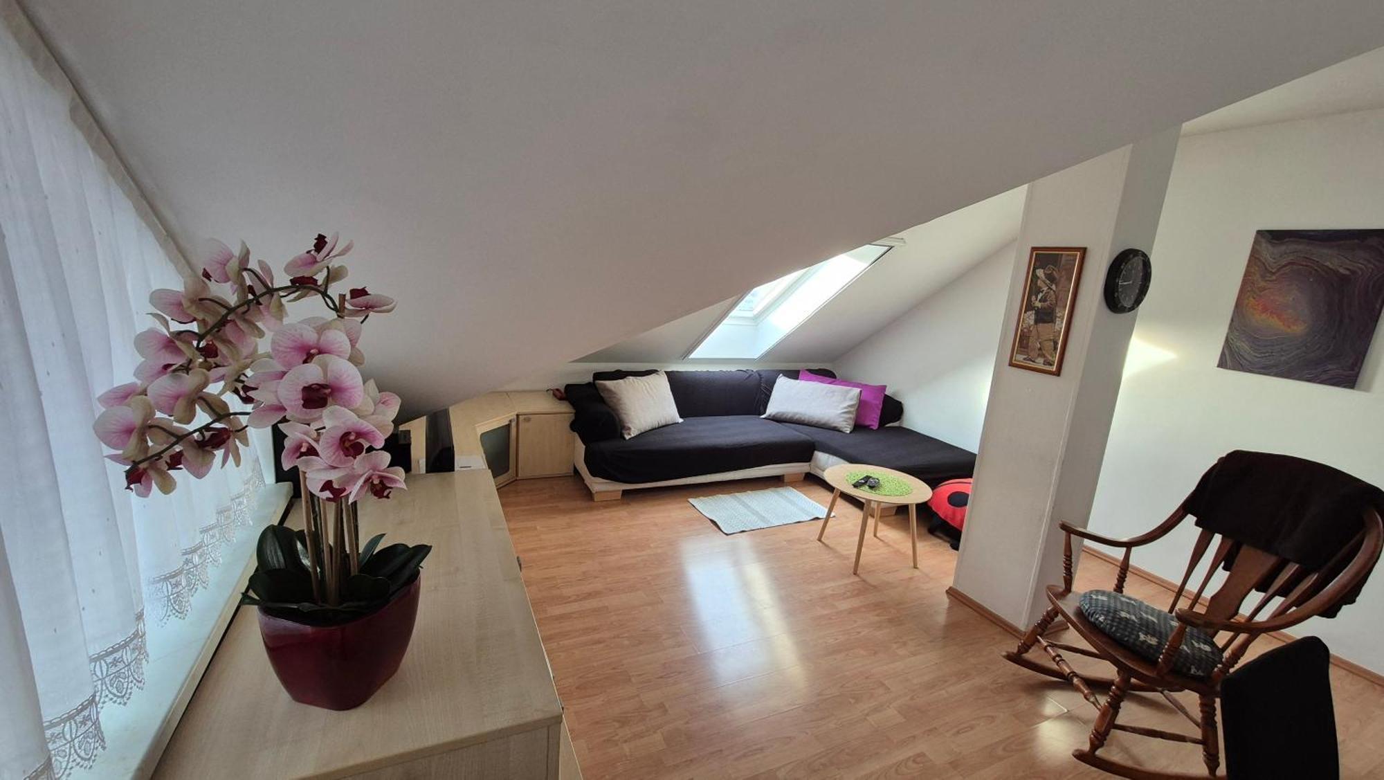 Oddih V Mirnem In Zelenem Okolju Lägenhet Škofljica Exteriör bild